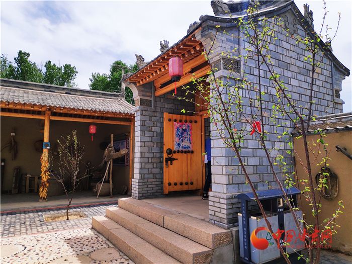 00300668560_ad3a6f79