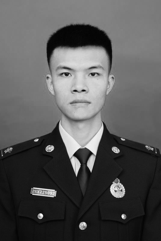 提2.赵丹(已故，请换黑白照）1